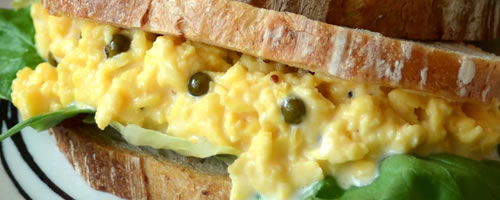 ふわとろ卵サンドの簡単サンドイッチレシピ